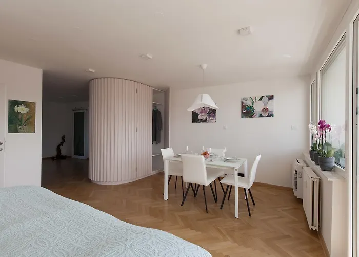 Charming Terrace Ana And Maria Tour As Appartement